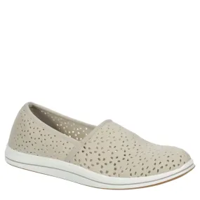 CLARKS  WOMENS BREEZE EMILY SLIP ON SNEAKER