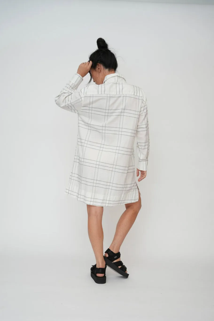 Hint of Spring shirt dress Classic Grid is