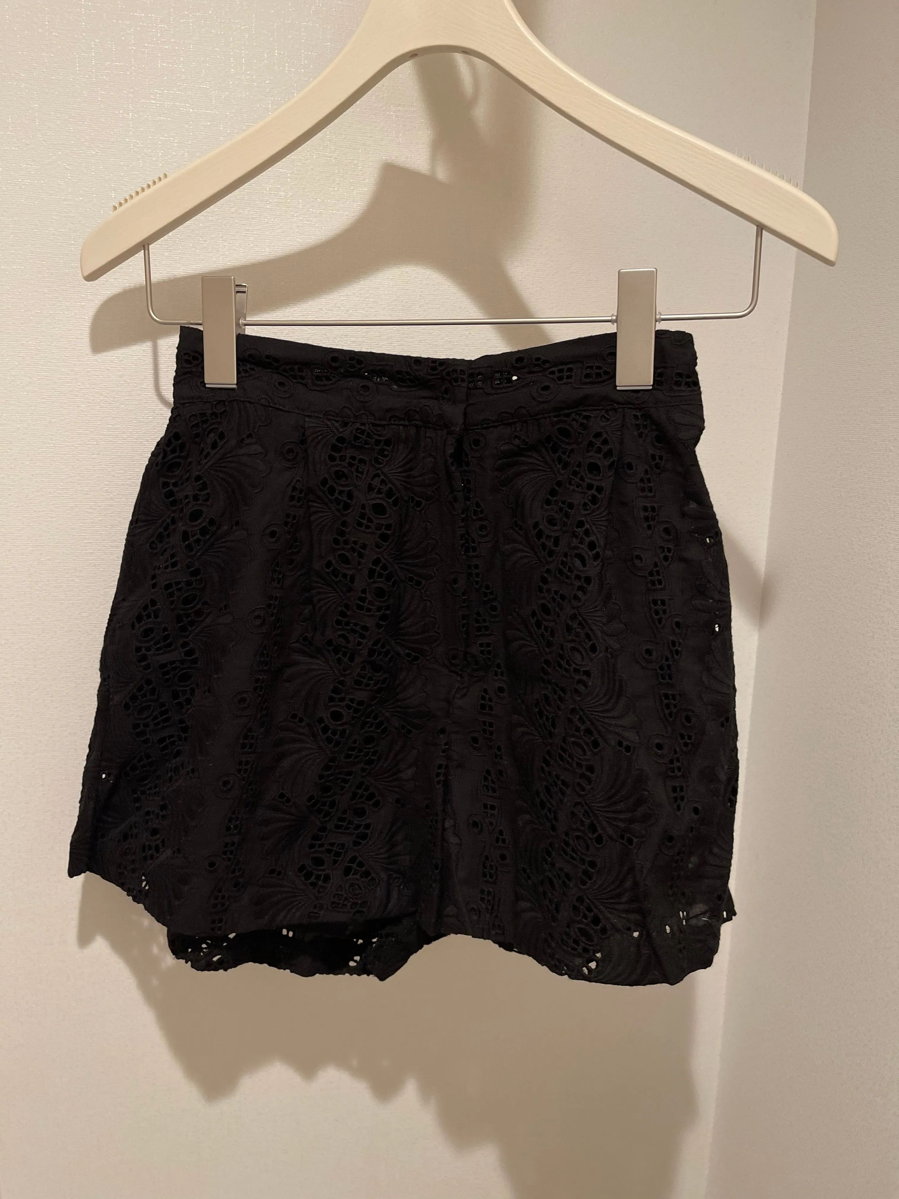 lace shorts