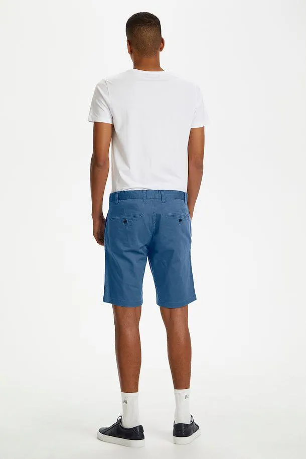 Matinique MApristu Chino Shorts in Dust Blue