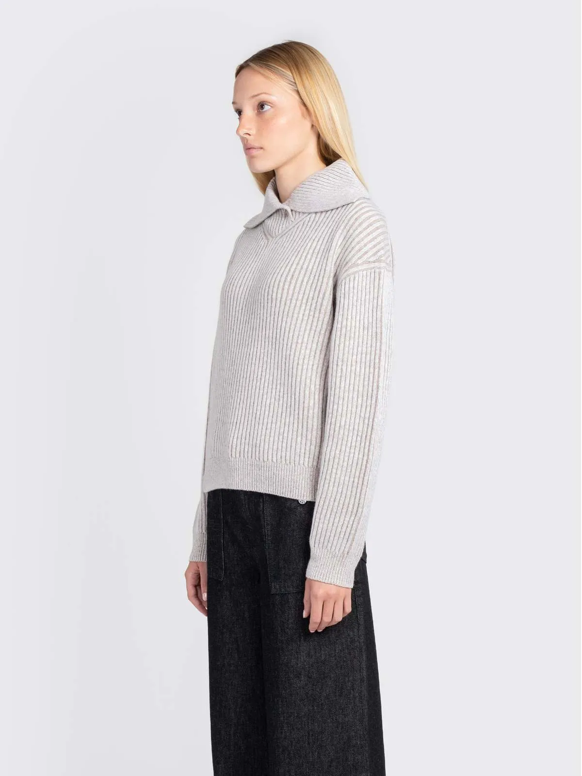 Ribbed Collar Sweater - Beige/White