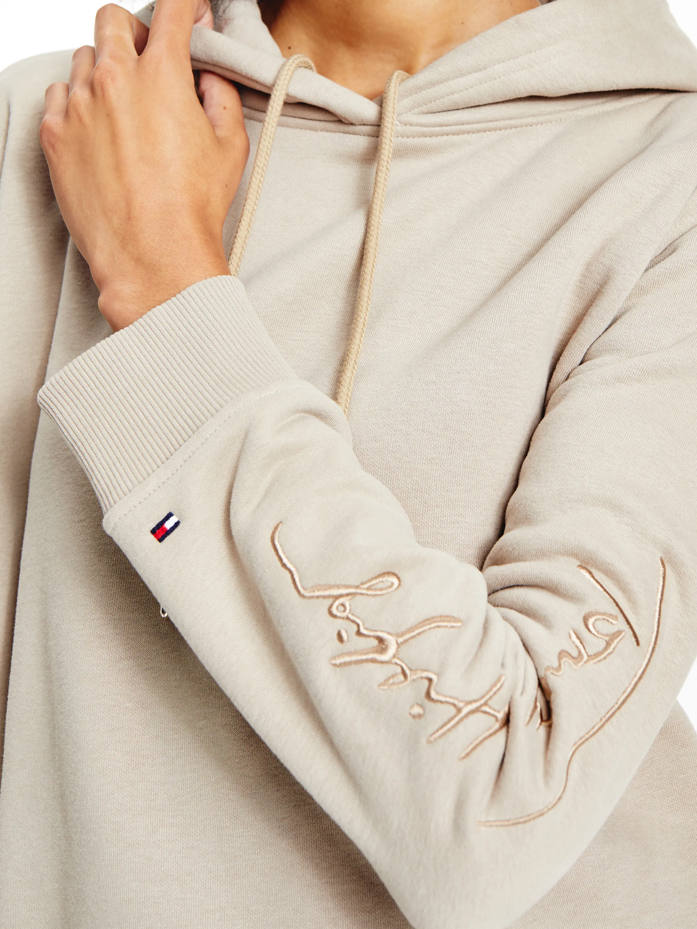 Signature Logo Embroidery Hoodie | Hoodies | Tommy Hilfiger