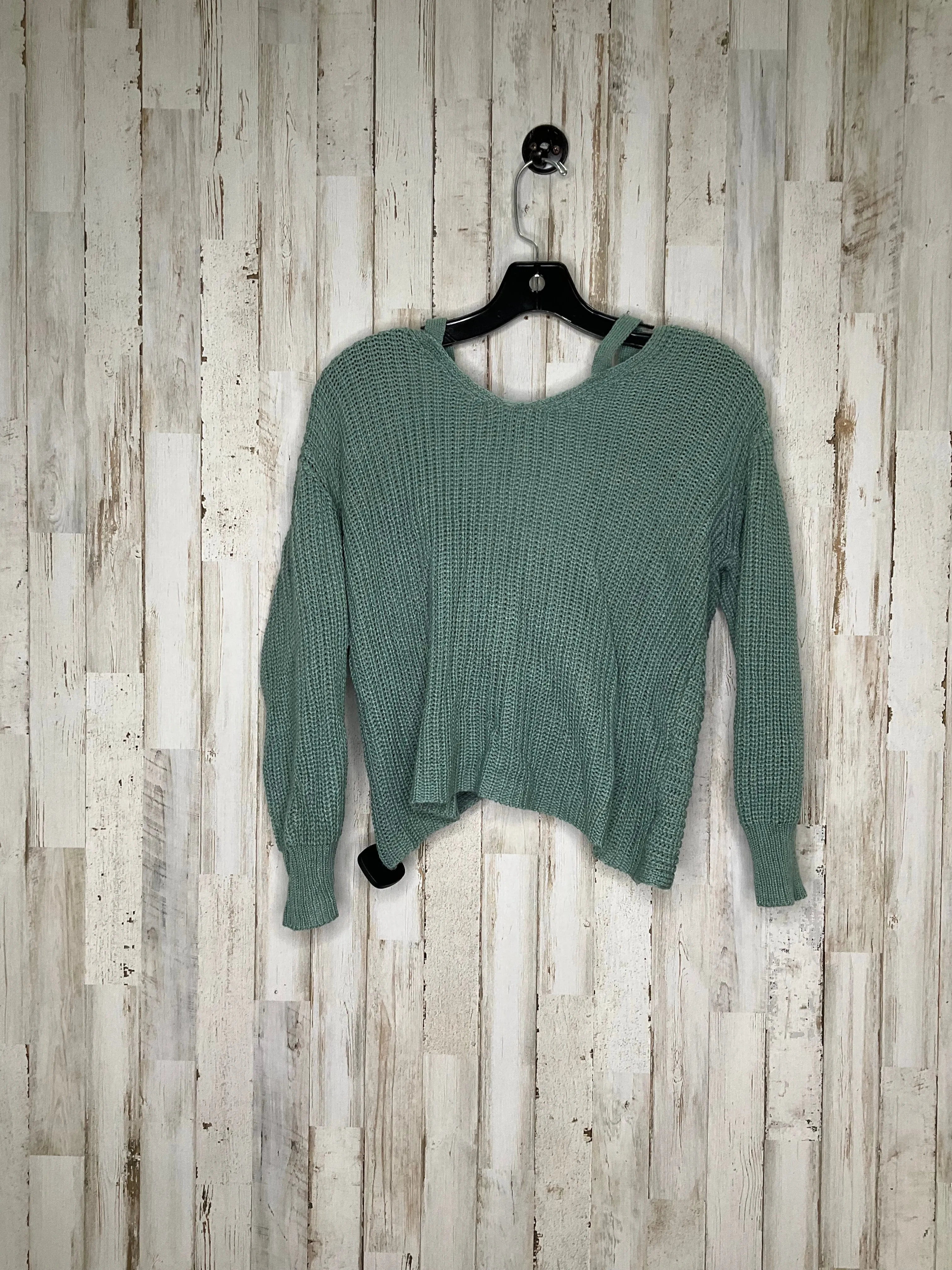 Sweater By Almost Famous  Size: M