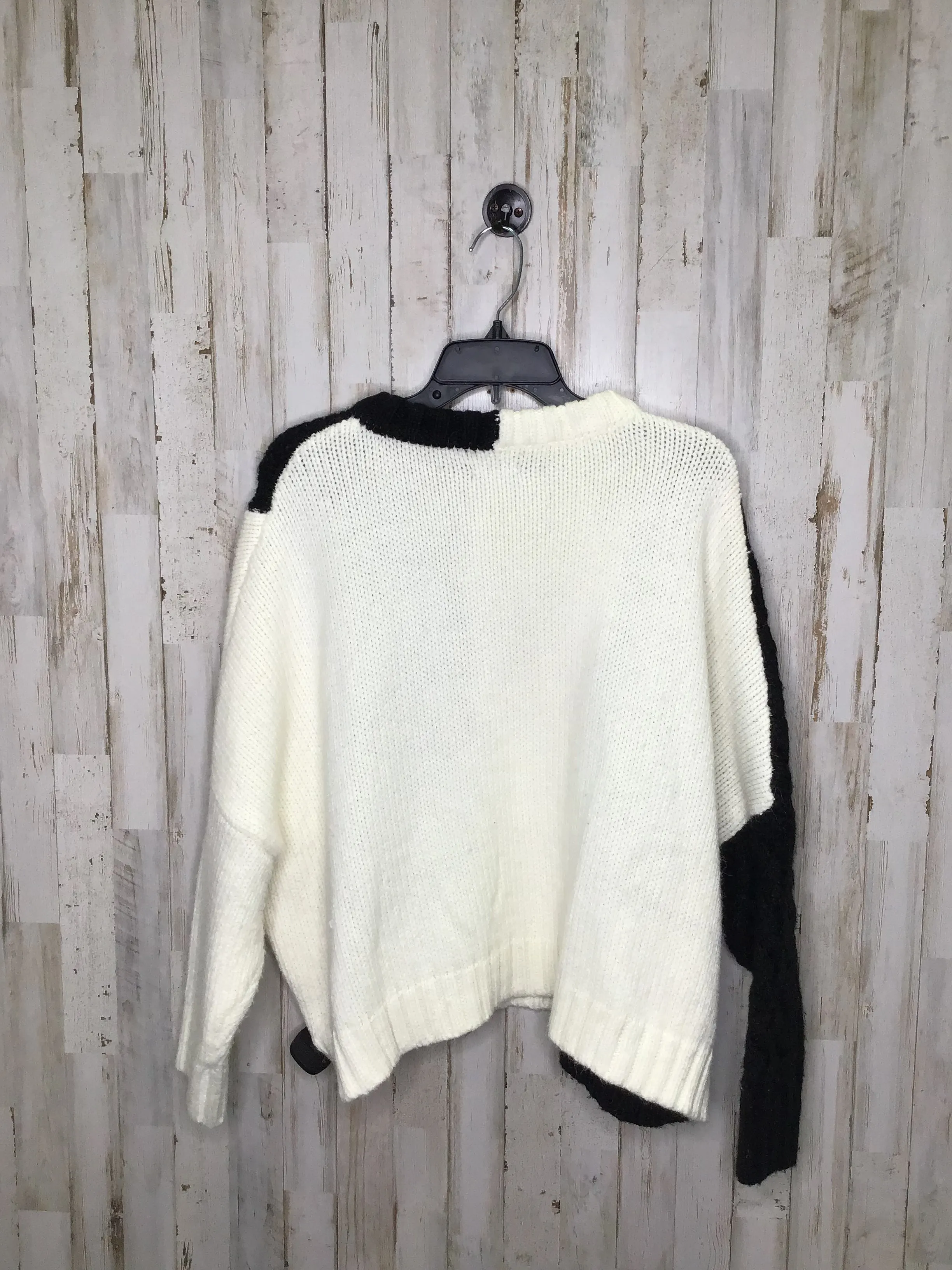 Sweater By Venus  Size: S