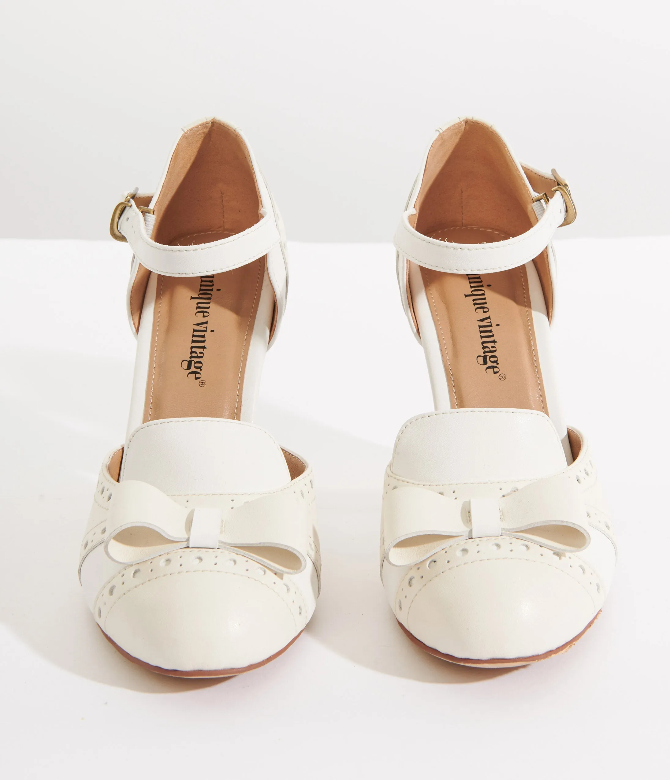 Unique Vintage 1920s Beige & Cream Bow Heels