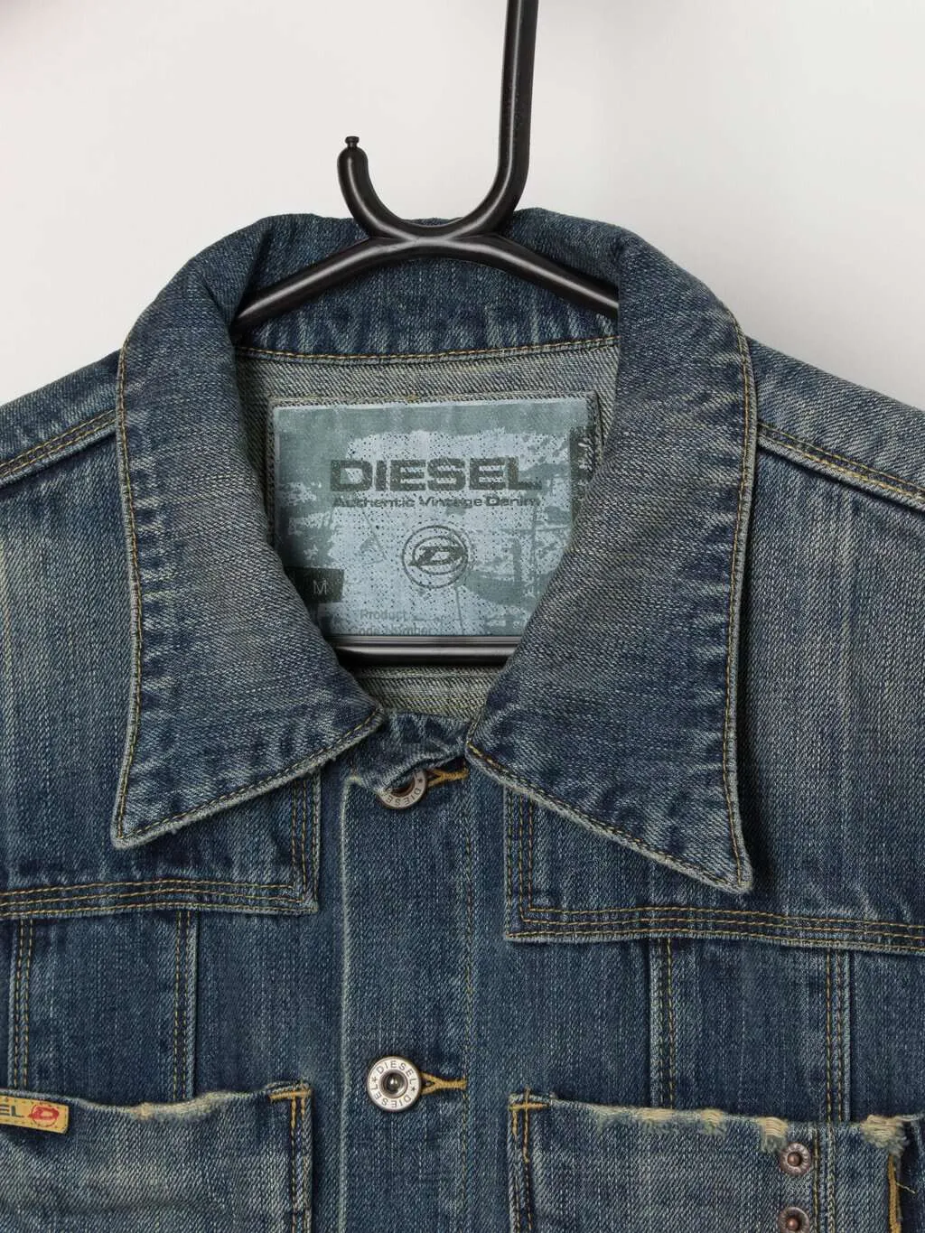 Vintage Diesel denim jacket in mid-blue – Medium