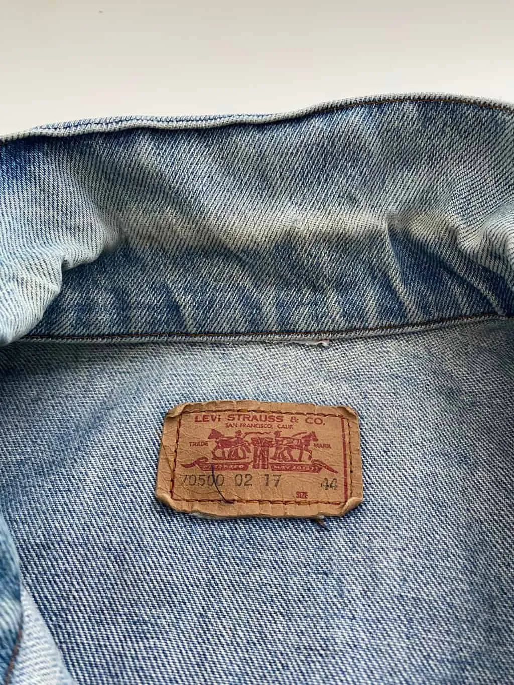 Vintage Levis denim jacket 70500 02 17 – Medium